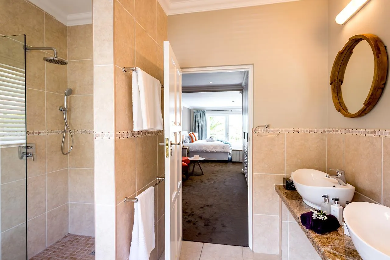 Bloemenzee Boutique B&B Gordons Bay Bed & Breakfast