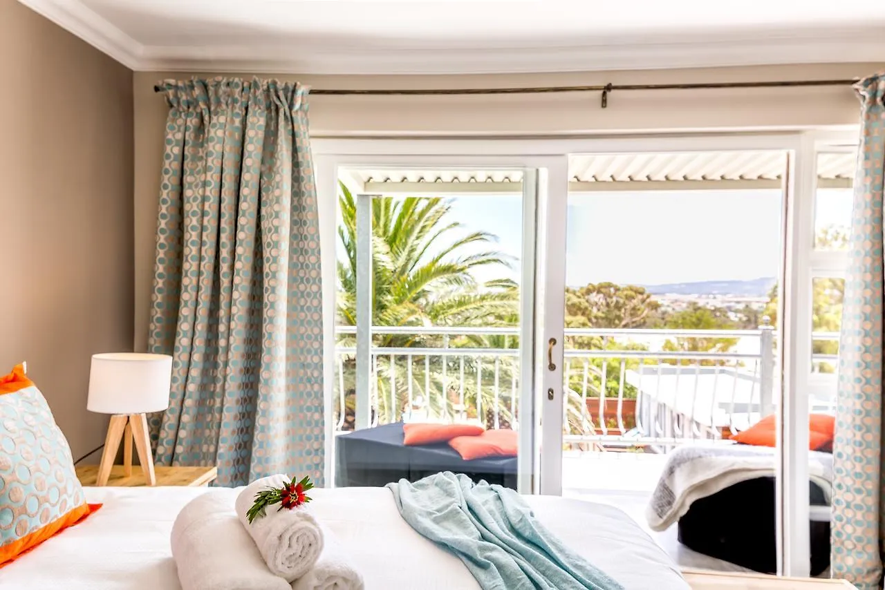 Bloemenzee Boutique B&B Gordons Bay