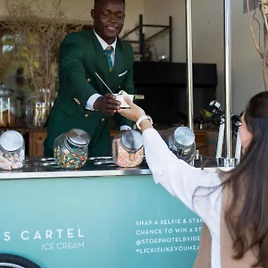 Gasthof Sonnekus Boutique & Bistro, Kalk Bay