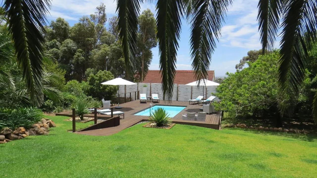 Bloemenzee Boutique B&B Gordons Bay