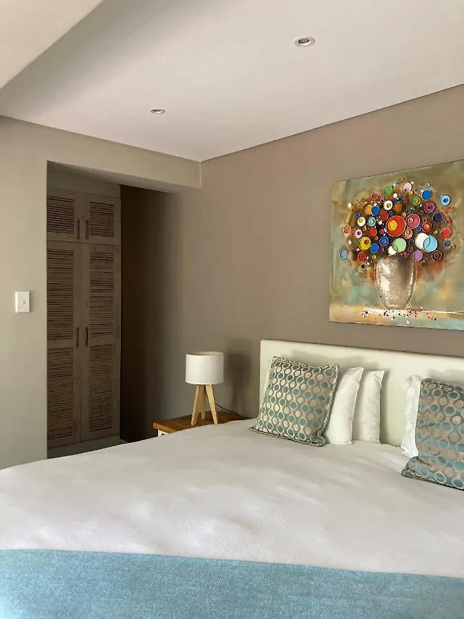 Bloemenzee Boutique B&B Gordons Bay